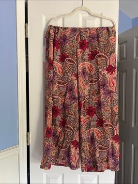 Johnny was Printed Paisley wide leg pants in Pink and Red